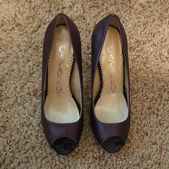 Caparros Purple Peep-Toe Heels With Black Lace Detail Size 8B (Bin 12) - Picture 2 of 10